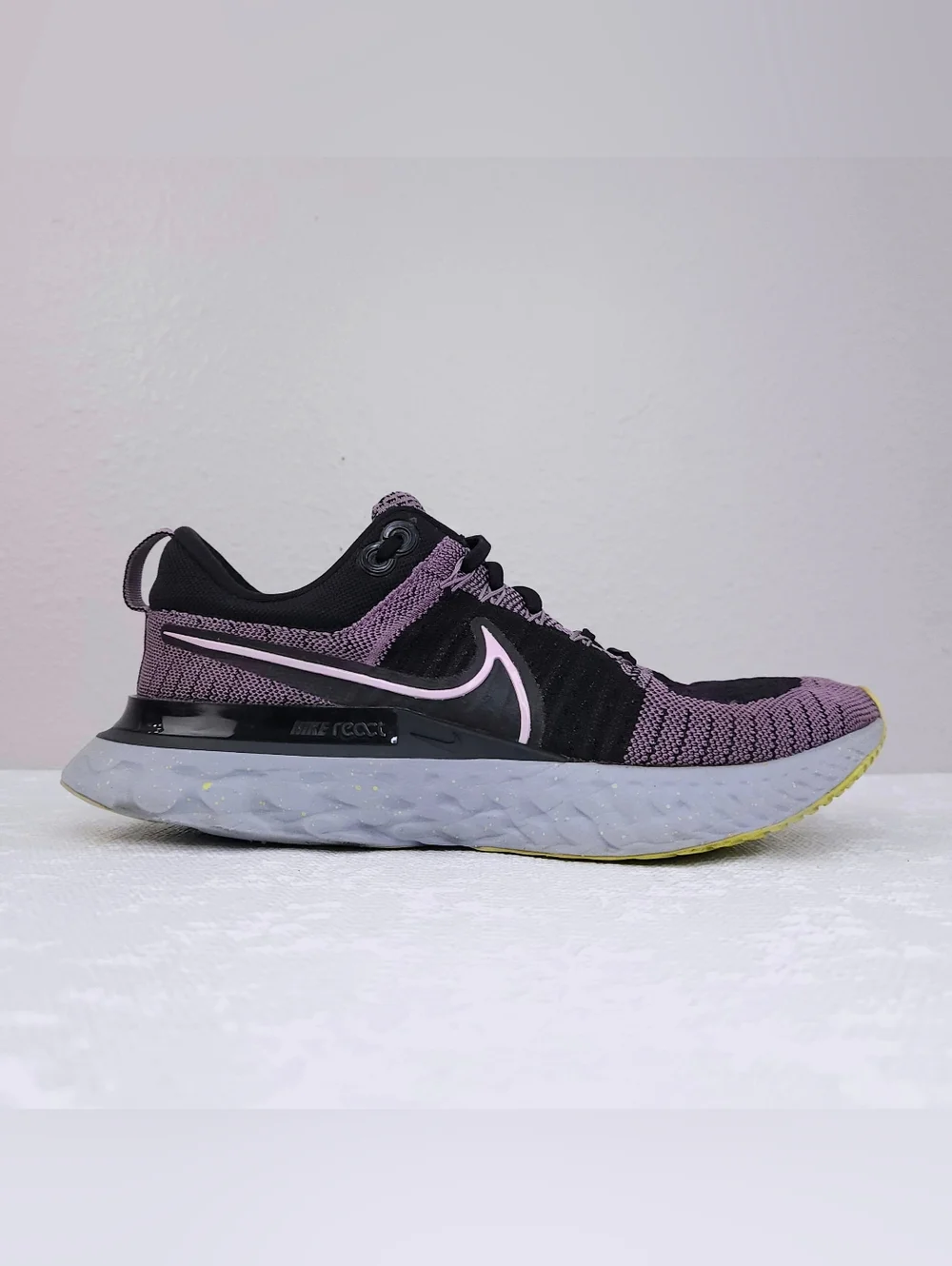NIKE REACT Infinity Run FlyKnit 2 US 9.5 Violet Dust FK 2 Athletic Sneaker Shoes - Picture 1 of 10